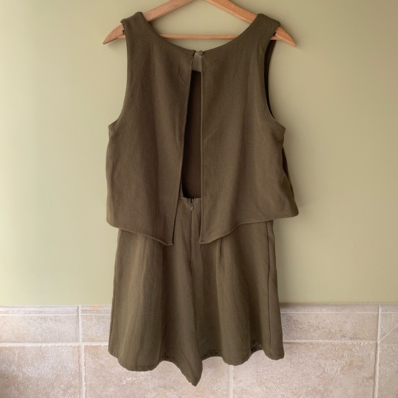 Umgee Romper - Picture 2 of 2